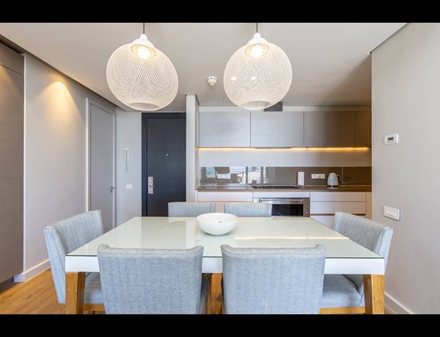 2 BEDROOM APARTMENT TO LET IN WATERFRONT